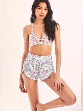 Loveshackfancy x Hurley Hawaiian hibiscus flower Shorts - Pink, Blue XL